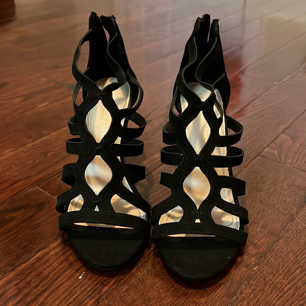 Beautiful black Kelly & Katie heels. Size 8